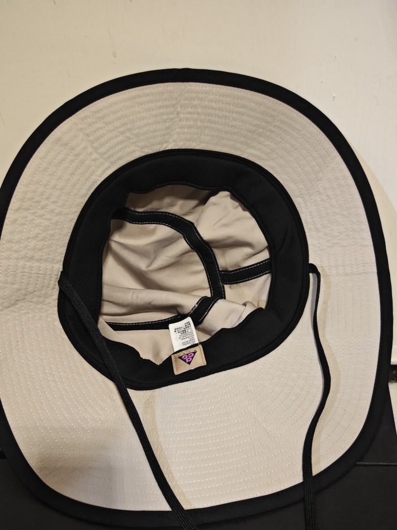 Nikelab collection wet sales reveal bucket hat