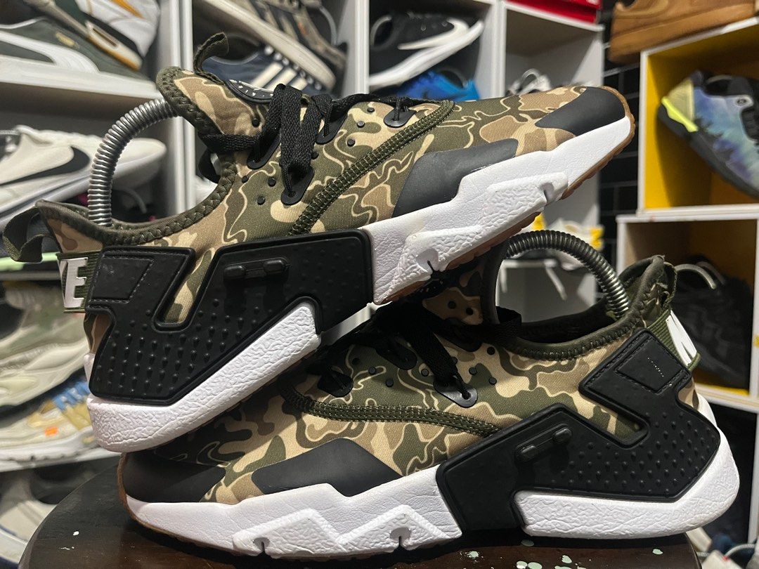 Nike air on sale huarache drift camo