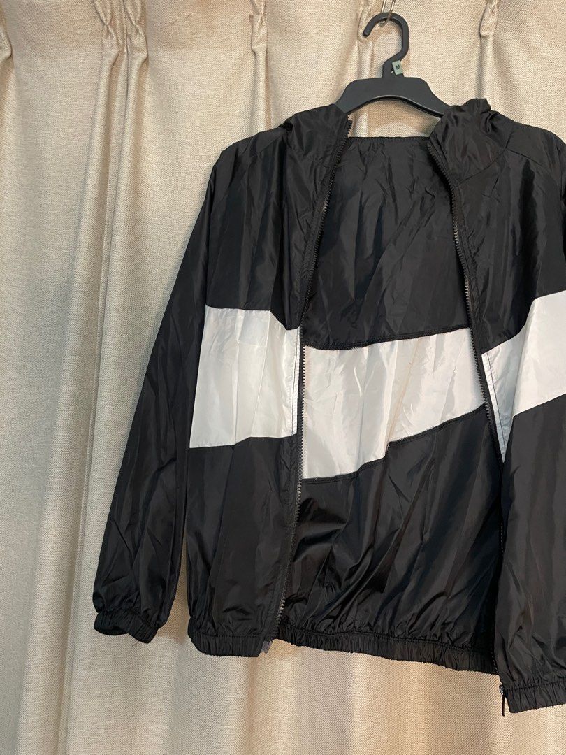 Vintage Nike Windbreaker Jacket Black White Mens Size… - Gem