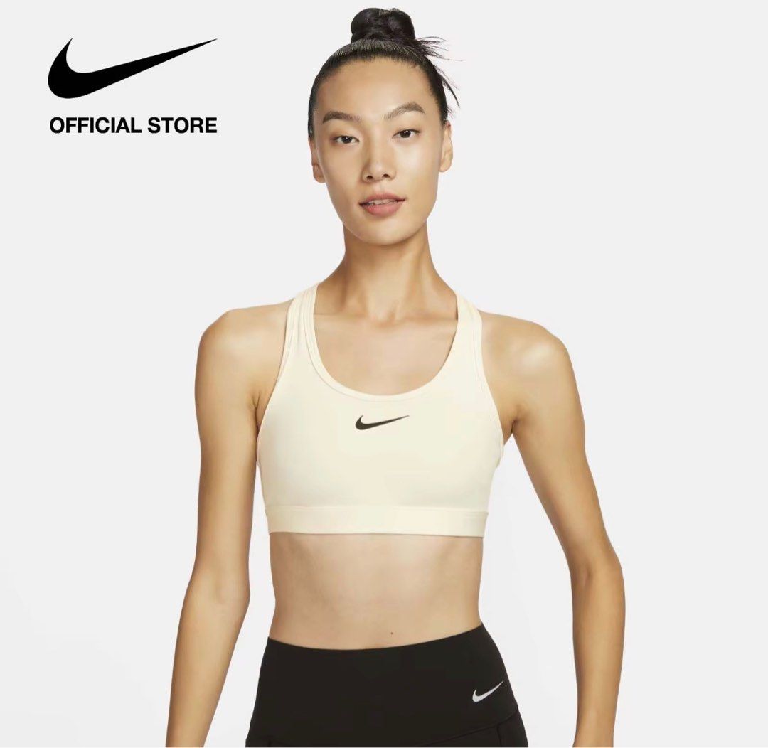 Size M Nike sport bra, Women's Fashion, Activewear on Carousell
