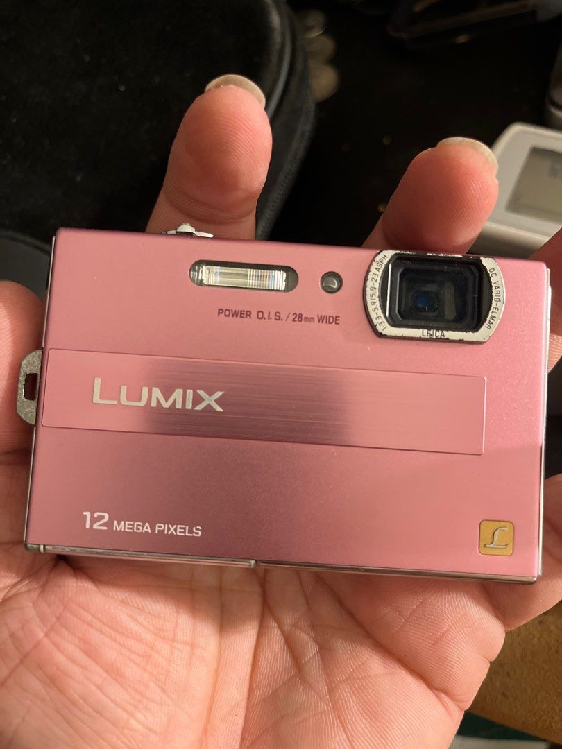 Panasonic camera dmcfp8, Photography, Cameras on Carousell