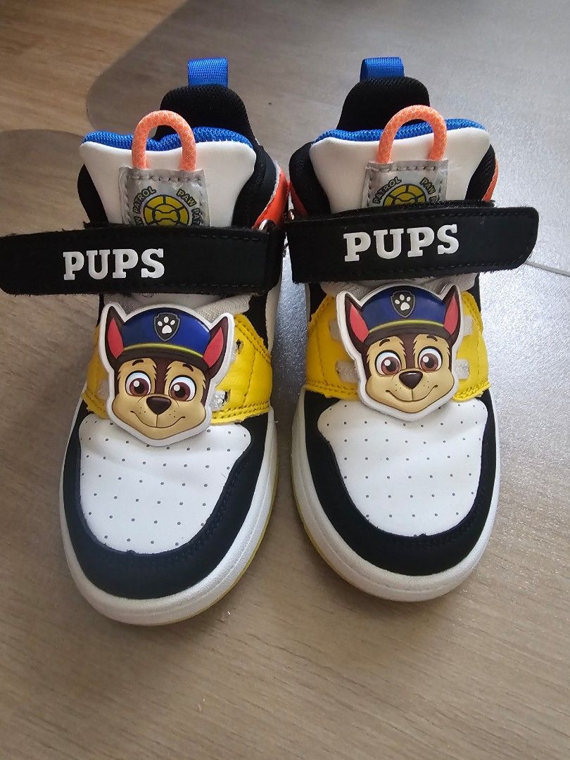 PAW PATROL CHASE Toddler shoes Size 28 (but fits size 27 better), Babies u0026  Kids, Babies u0026 Kids Fashion on Carousell