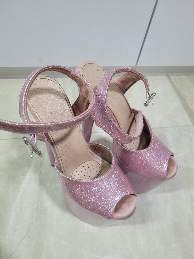 Pole heels Hella, Women's Fashion, Footwear, Heels on Carousell