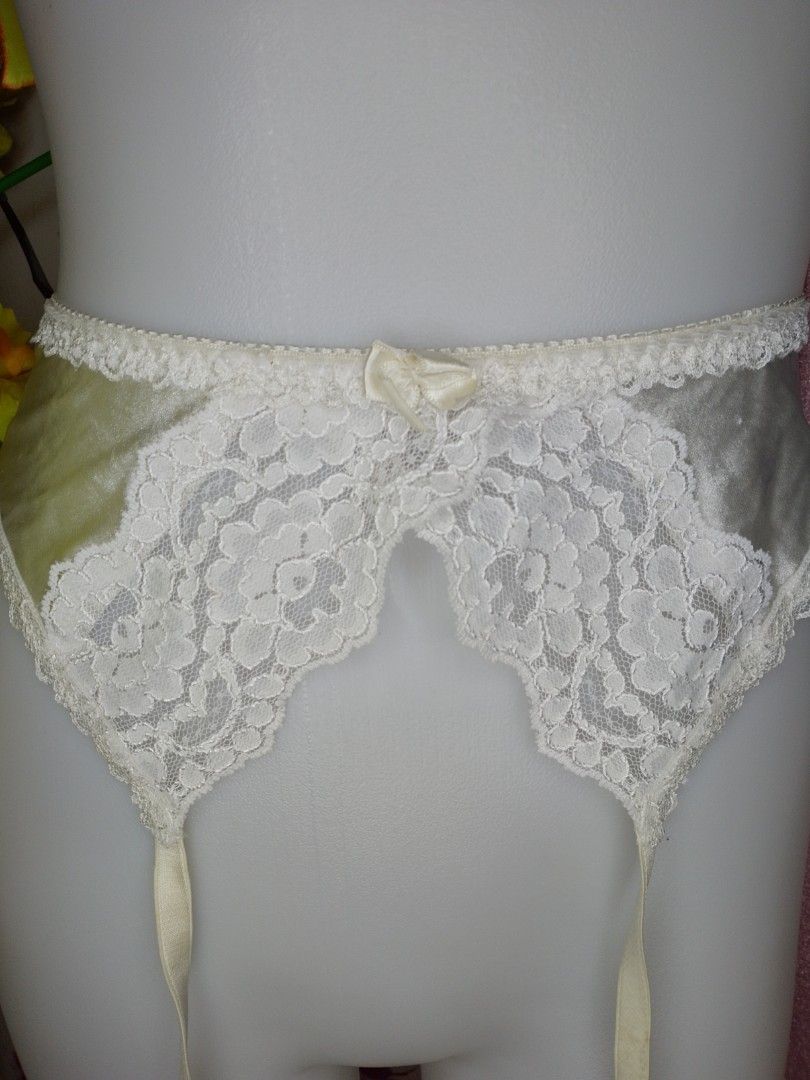Preloved VS Cream white Stocking suspender (Category: Undergarments & Loungewear) located in Dasmarinas. Submitted by ms.happycorsets (Listing ID 1265702600, Image 2). Description: Preloved Cream white Stocking suspender Victoria secret on tag Can Fit to Small size to Medium size Stretchable Fabric With 4 stocking suspender No flaws Actual Photo Color may Change due to Camera Flash💕 Please Manage your Expectations Since this is preloved Clothes 