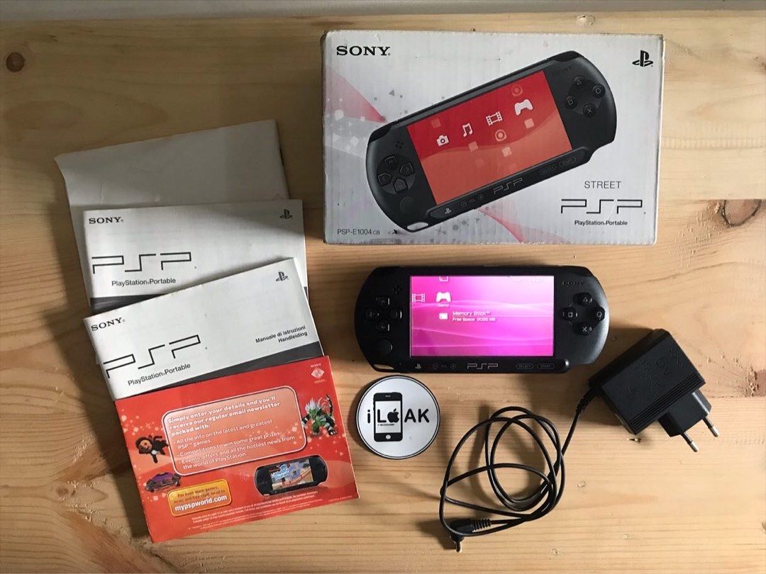 Psp street e1004, Video Game, Konsol di Carousell