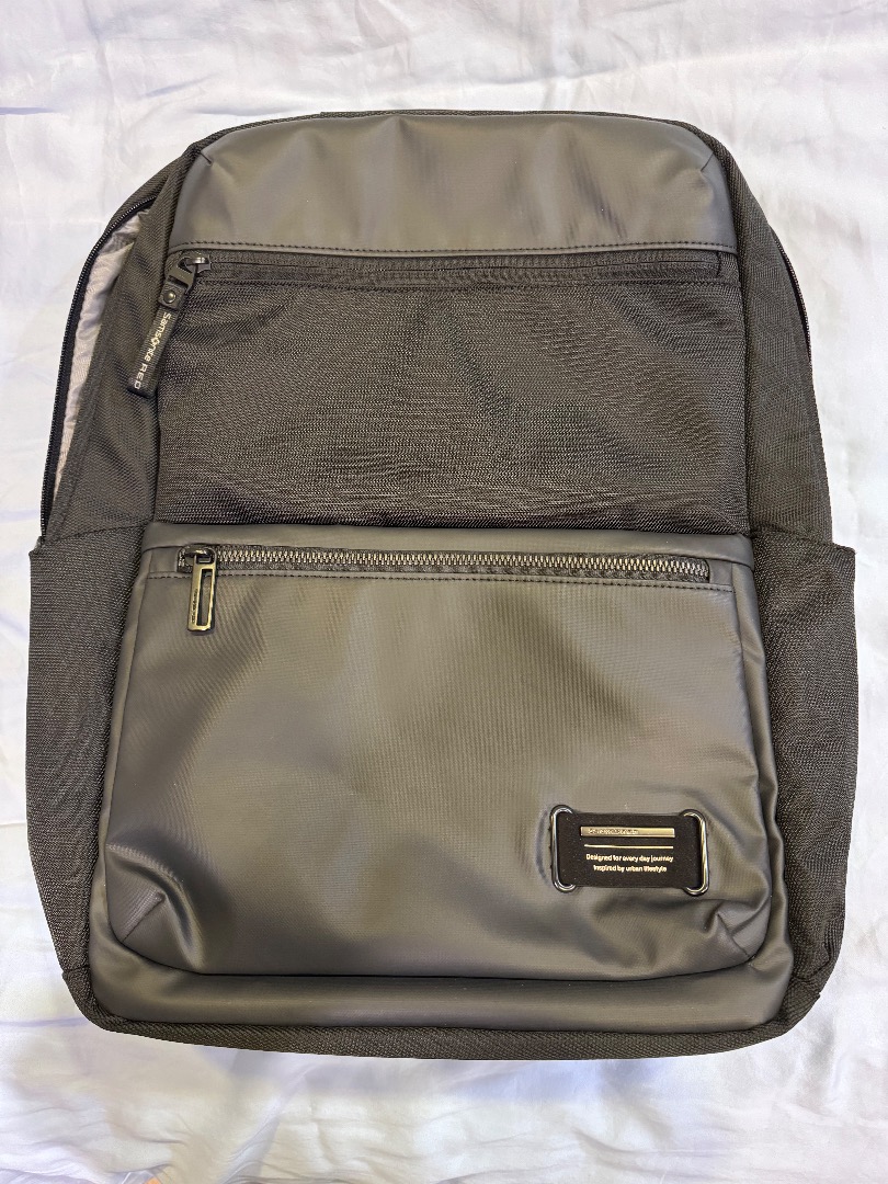 Samsonite Red laptop bag, Men's Fashion, Bags, Backpacks on Carousell