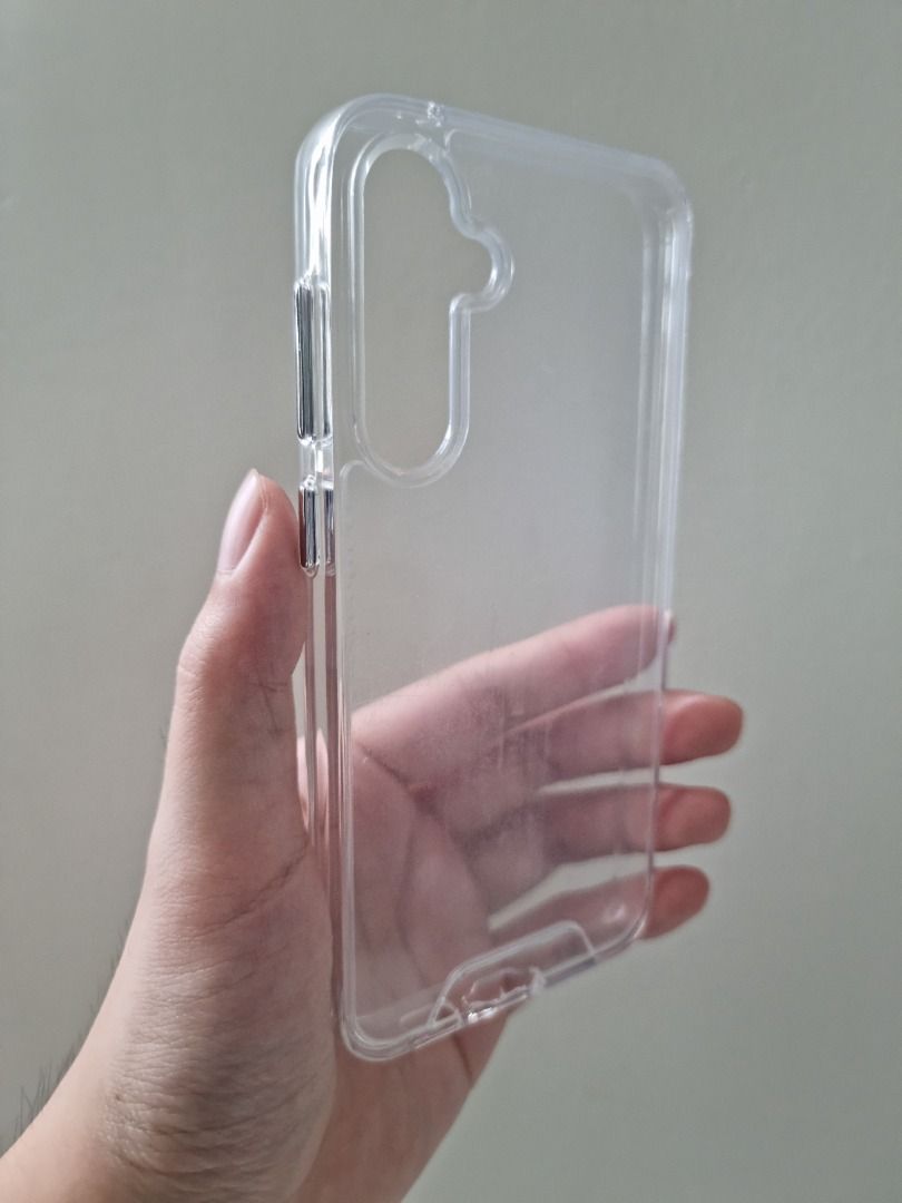 Samsung S23 FE Clear Space Series Shockproof Case (Category: Cases & Sleeves) located in Quezon City. Submitted by bagels42 (Listing ID 1265623260, Image 2). Description: ***Actual pictures are in the posting, please refer to them*** Samsung S23 FE Clear Space Series Shockproof Case Price: 375 Also available for: Samsung S23 Ultra Samsung S23 Samsung S23 FE Samsung S23 Plus Samsung S22 Ultra __________________________________________ Payment Opti