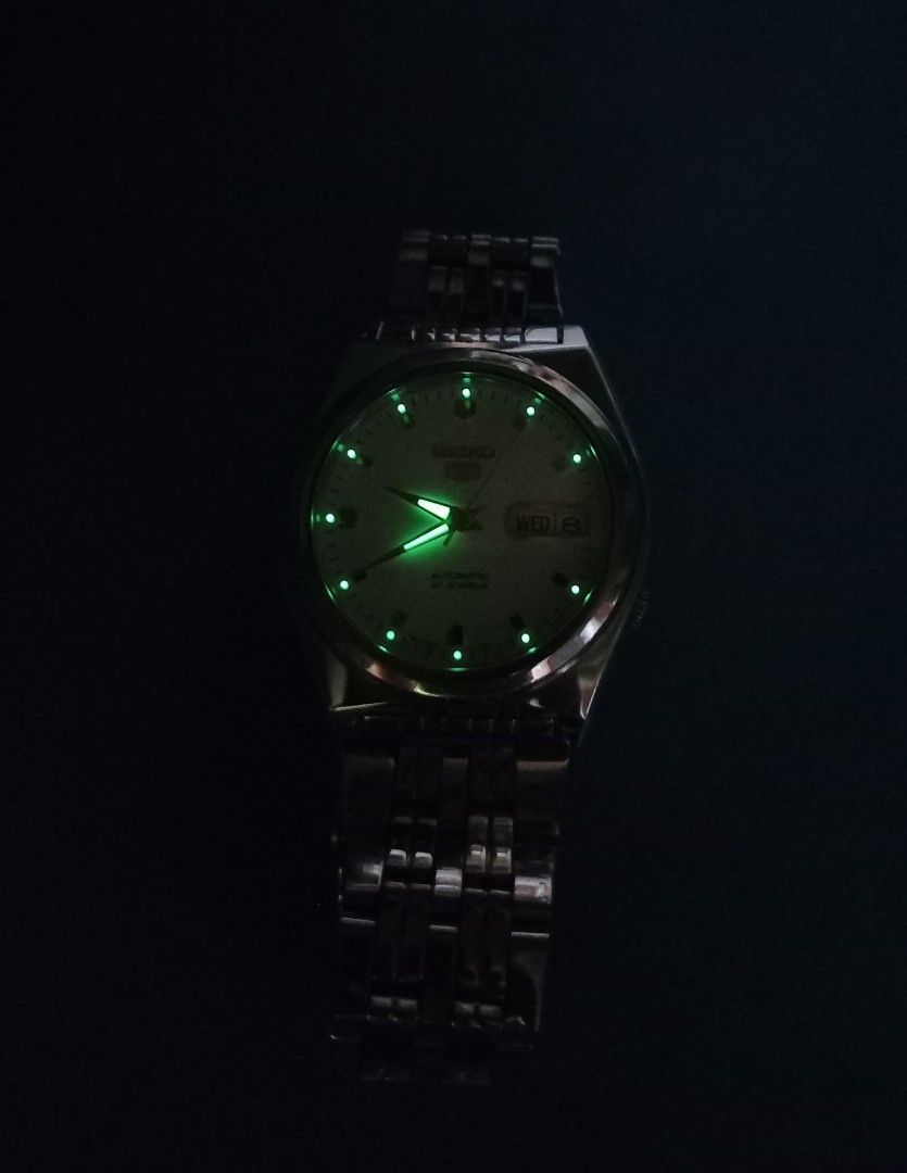 Seiko 5 SNK663 (Category: Men's Watches) located in Naga. Submitted by xkenzero7x (Listing ID 1265693821, Image 3). Description: 3.5k ( Freeship) pwedi COD /Cash on Delivery pag Malayo via LBC Seiko 5 SNK663 -Made in Japan -‎Automatic 7s26 movement -Water Resistant -ST. Steel -Mint condition.