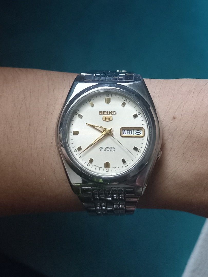 Seiko 5 SNK663 (Category: Men's Watches) located in Naga. Submitted by xkenzero7x (Listing ID 1265693821, Image 1). Description: 3.5k ( Freeship) pwedi COD /Cash on Delivery pag Malayo via LBC Seiko 5 SNK663 -Made in Japan -‎Automatic 7s26 movement -Water Resistant -ST. Steel -Mint condition.