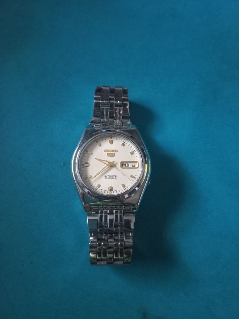 Seiko 5 SNK663 (Category: Men's Watches) located in Naga. Submitted by xkenzero7x (Listing ID 1265693821, Image 2). Description: 3.5k ( Freeship) pwedi COD /Cash on Delivery pag Malayo via LBC Seiko 5 SNK663 -Made in Japan -‎Automatic 7s26 movement -Water Resistant -ST. Steel -Mint condition.