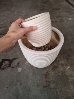 Set of 2 Ceramic Plant Pots