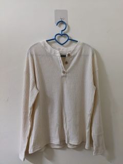 (Category: ) located in . Submitted by trend_preloved (Listing ID 1265687161, Image 1). Description: .