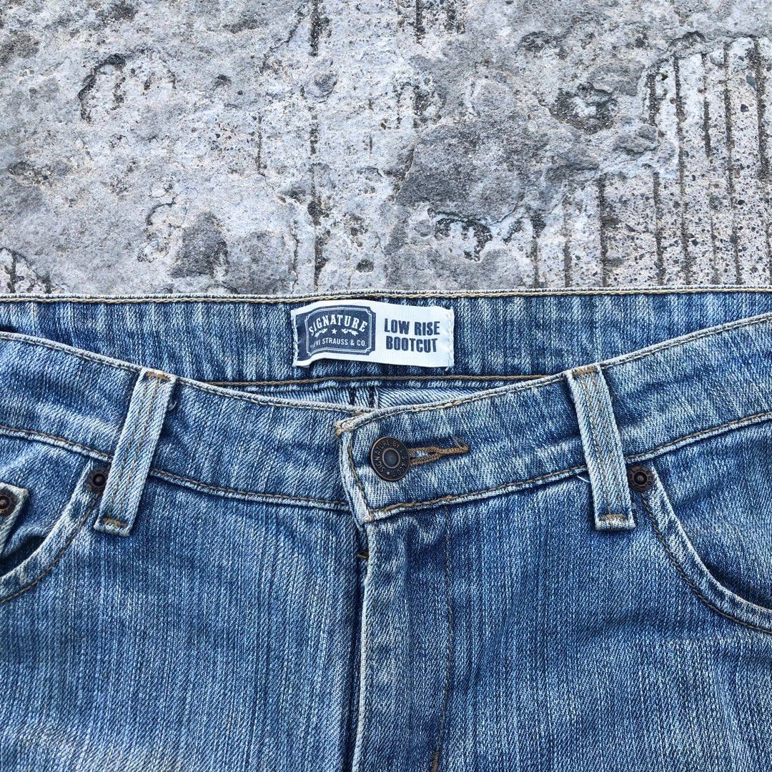 Levi strauss signature 2025 low rise boot cut