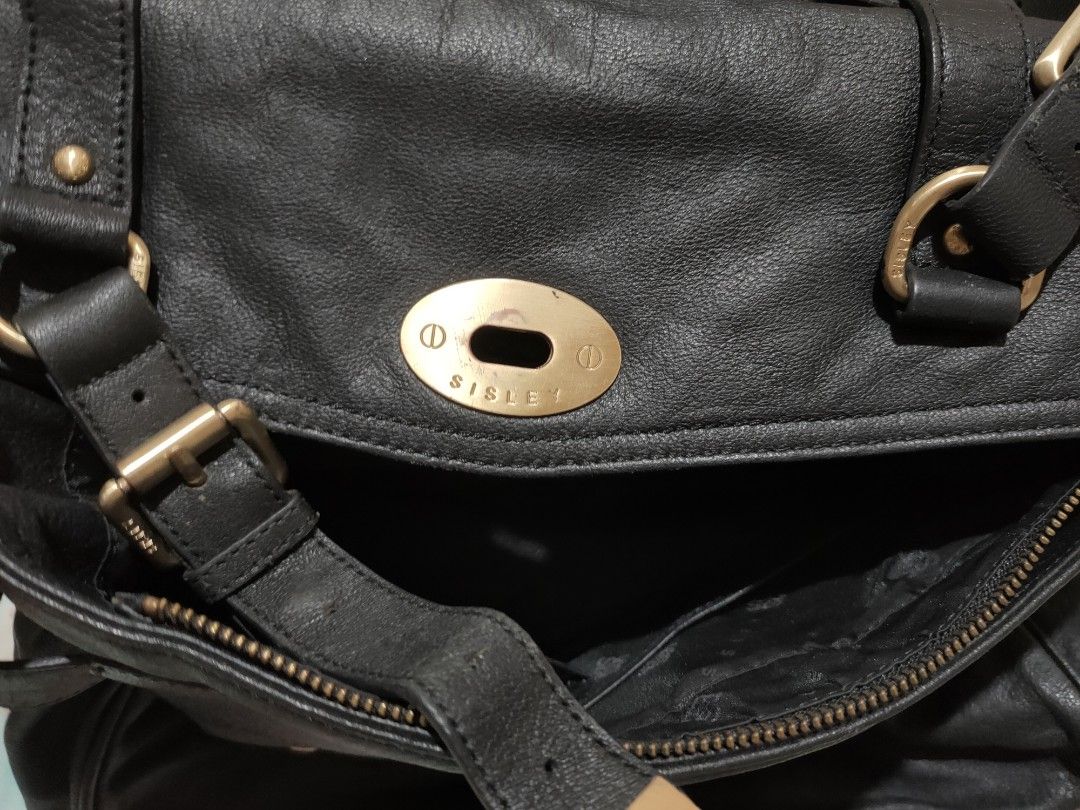 Sisley Authentic Leather 2 Way Messenger Bag (Category: Shoulder Bags) located in Quezon City. Submitted by jhaneth21 (Listing ID 1265575260, Image 2). Description: Authentic Sisley Premium Soft Leather 2 Way (Hand/Sling) Bag Original Gold Hardware All Hardware with Sisley Embossed Logo Zip Main Opening Flap Cover with Lock Back Zip Compartment Leather Top Handle Side Expansion Strap Size: 14.5" x 12" x 4".