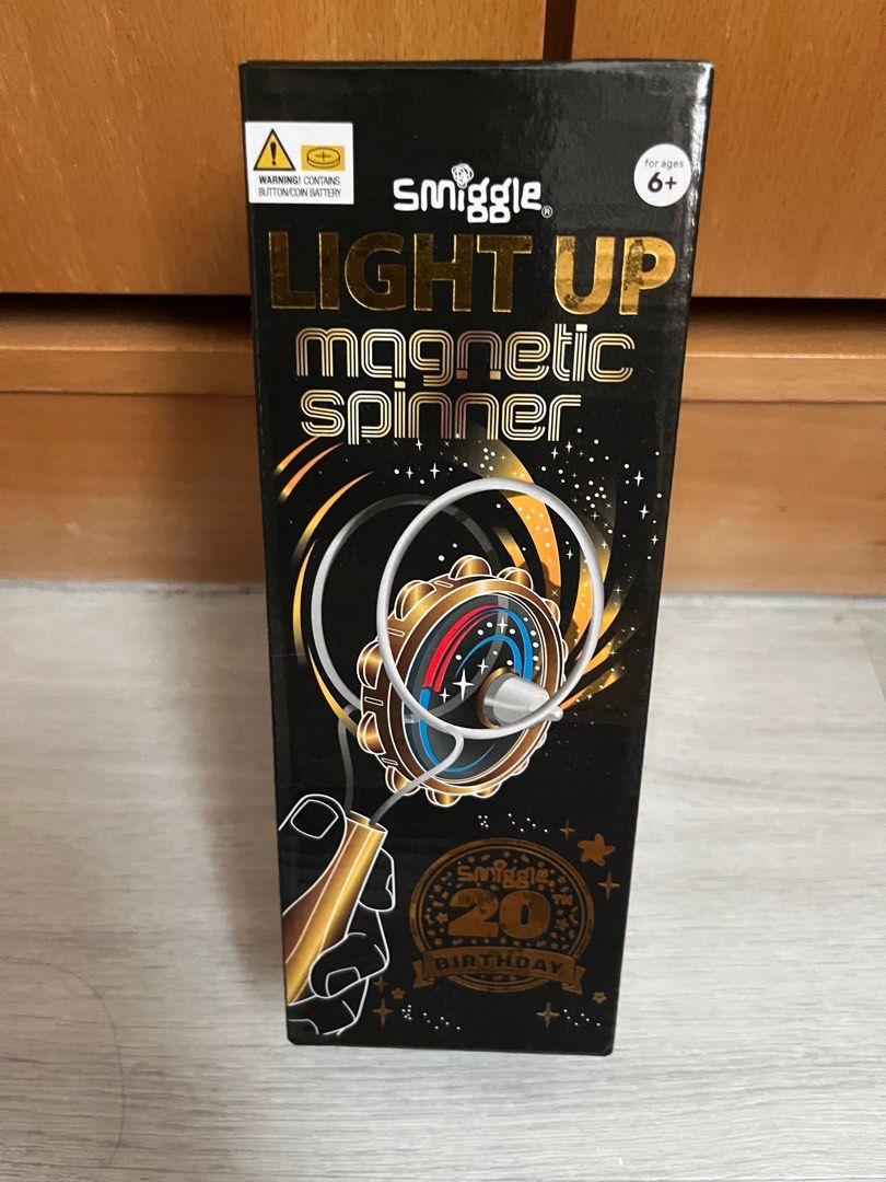 Smiggle Light Up Magnetic Spinner