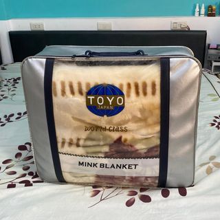 全新日本品牌SOFT BLANKET 雙人毛毯 棉被（雙面都可用） 100%毛羽布保暖不笨重