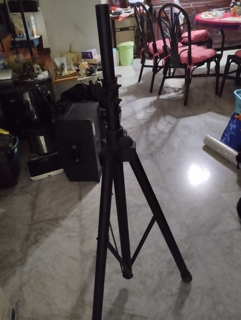 Speaker stand (Category: Soundbars, Speakers & Amplifiers) located in Singapore. Submitted by carsel (Listing ID 1265585196, Image 1). Description: selling $30. self collect from the Whitley residences.