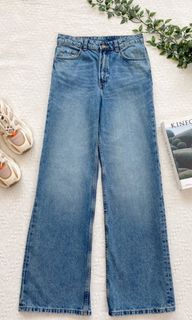 (Category: ) located in . Submitted by shopwithmayy (Listing ID 1265716237, Image 1). Description: .