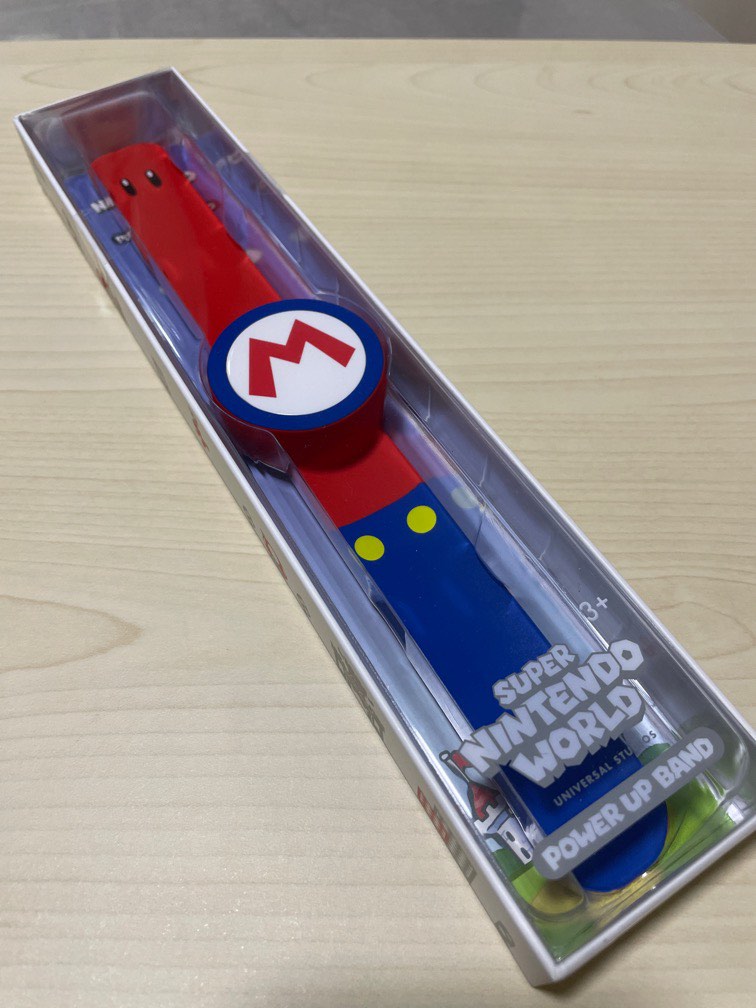 Super Nintendo world Mario’s watch, Hobbies & Toys, Memorabilia & Collectibles, Fan Merchandise