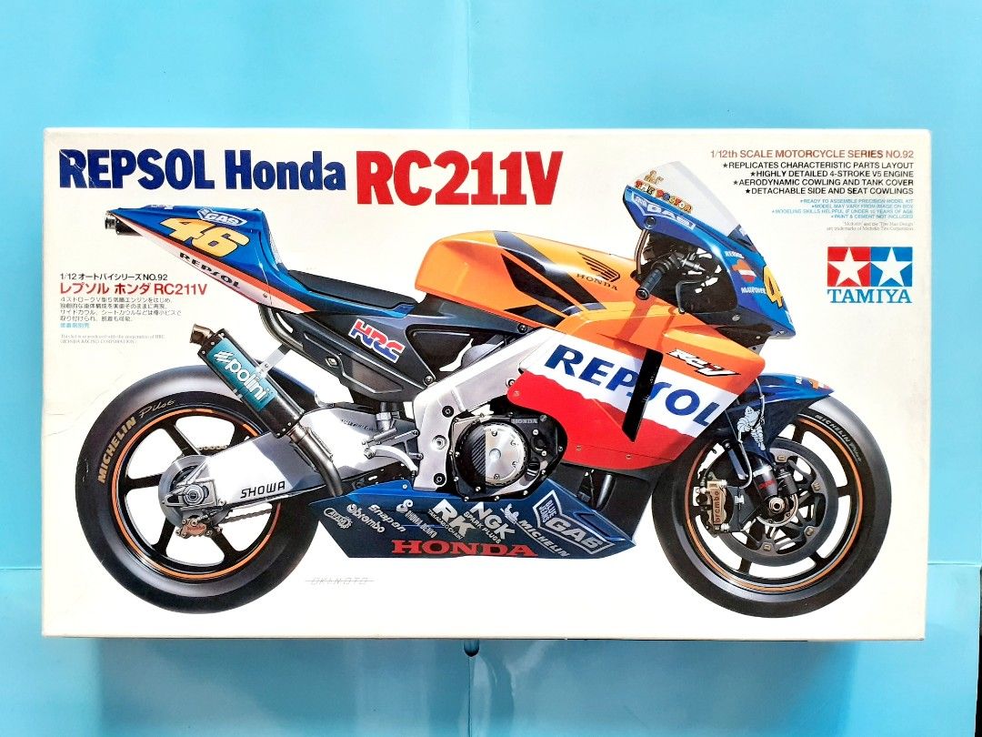 TAMIYA ( 雙星) : REPSOL Honda RC211V , 2002 VALENTINO ROSSI ( #46