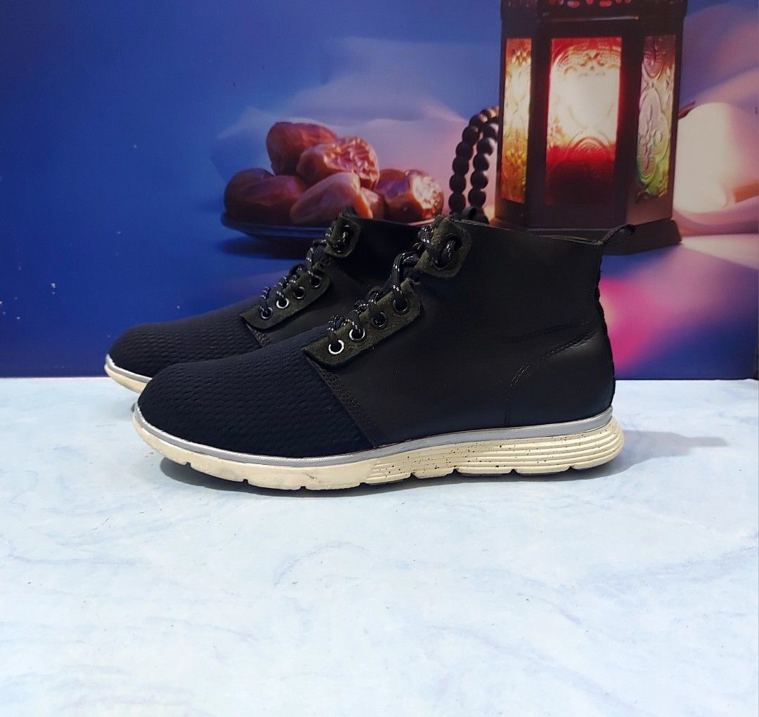 Timberland A15B8 Chukka Killington Black Leather size 41 Fesyen
