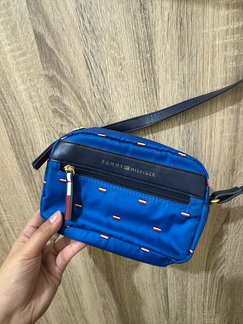 Tommy Hilfiger Sling Bag, Men's Fashion, Bags, Sling Bags on Carousell