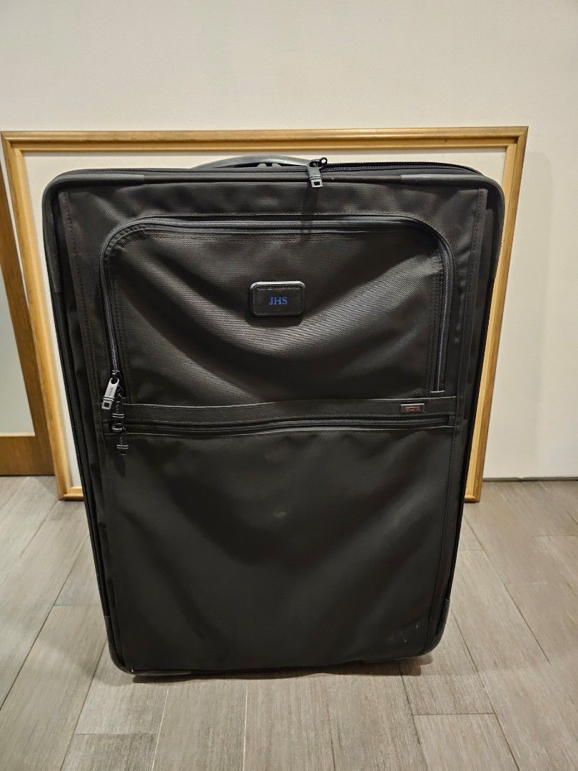 Tumi 28 inch luggage cheap