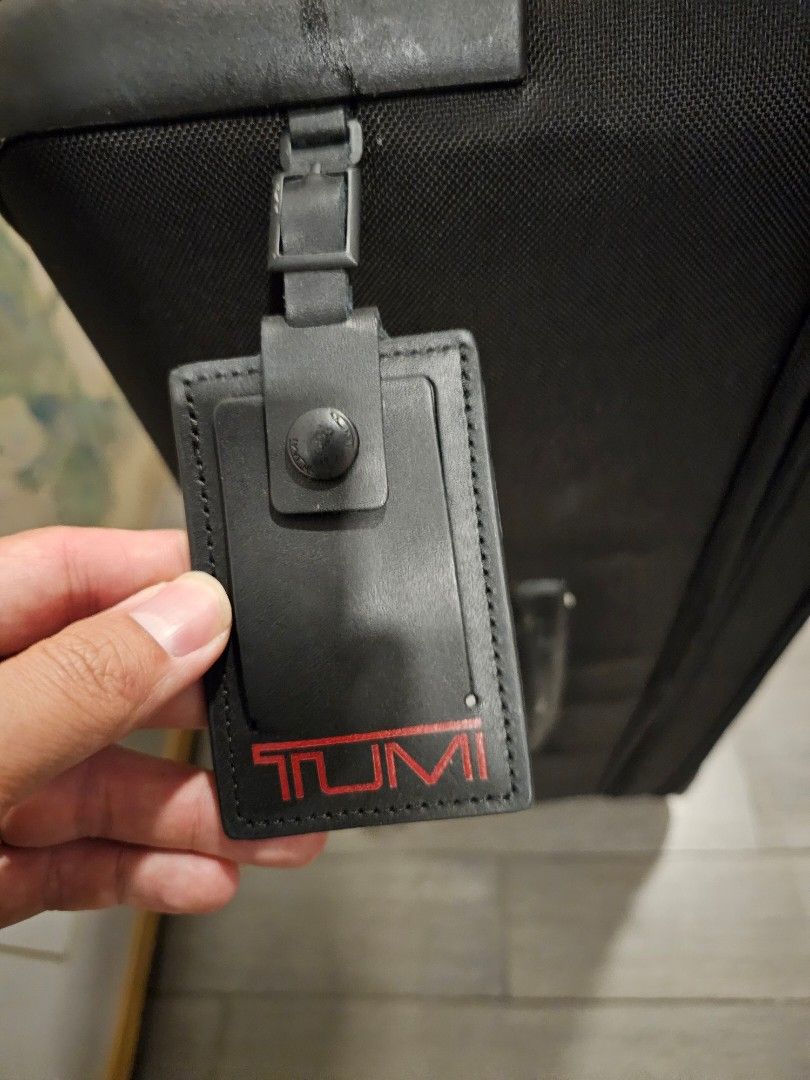 Tumi 28 inch luggage, Hobbies & Toys, Travel, Luggage on Carousell