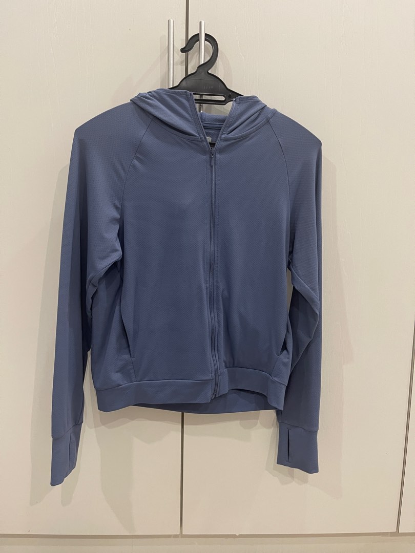 Uniqlo sport coat top