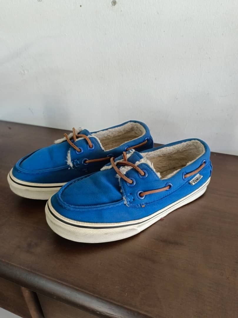 Vans SLY Slip On Women s Fashion Footwear Sneakers on Carousell