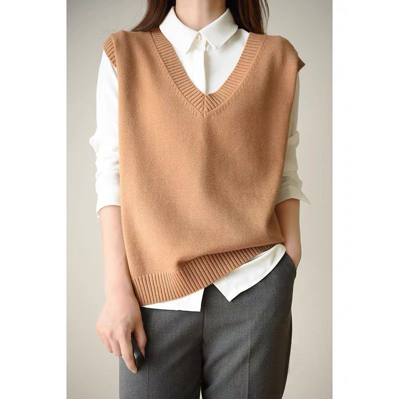 Vest Outer Wear Loose Oversize Knit V neck, Women's Fashion, Tops,  Sleeveless on Carousell