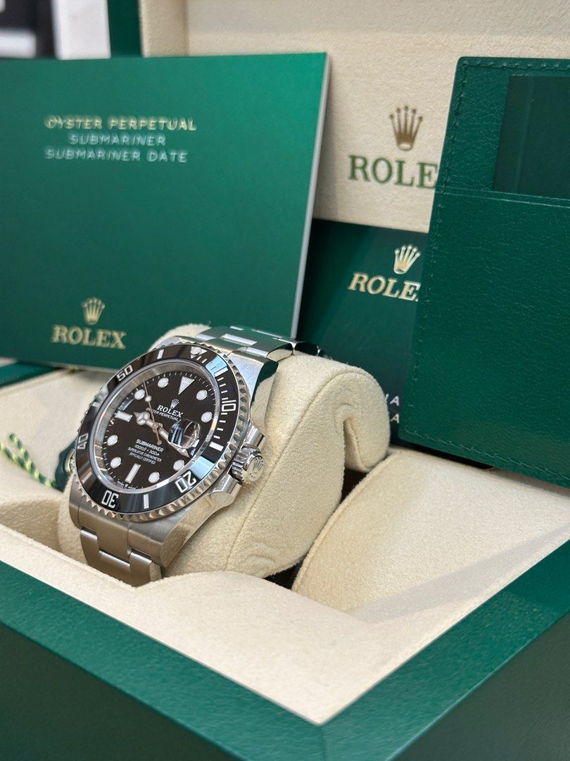 2023 Rolex Submariner Date 41 (Category: Luxury Watches) located in Makati City. Submitted by grail_luxury (Listing ID 1265826797, Image 3). Description: Rolex Submariner Date 41 Brand New & Complete Inclusions Ref: 126610LN Nov 2023 100% Legit Check the reviews LOCAL AD PODIUM branch .