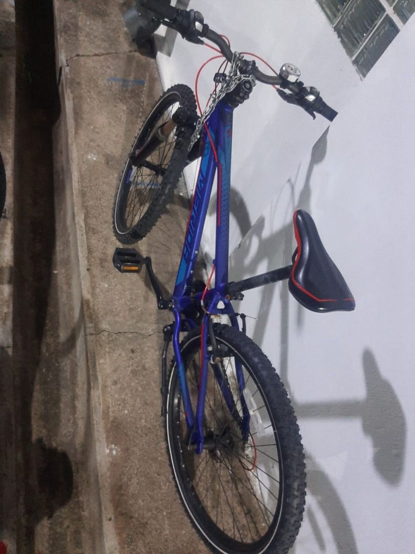 24 model (Category: Bicycles) located in Singapore. Submitted by antorch412 (Listing ID 1265847621, Image 10). Description: sometimes using .