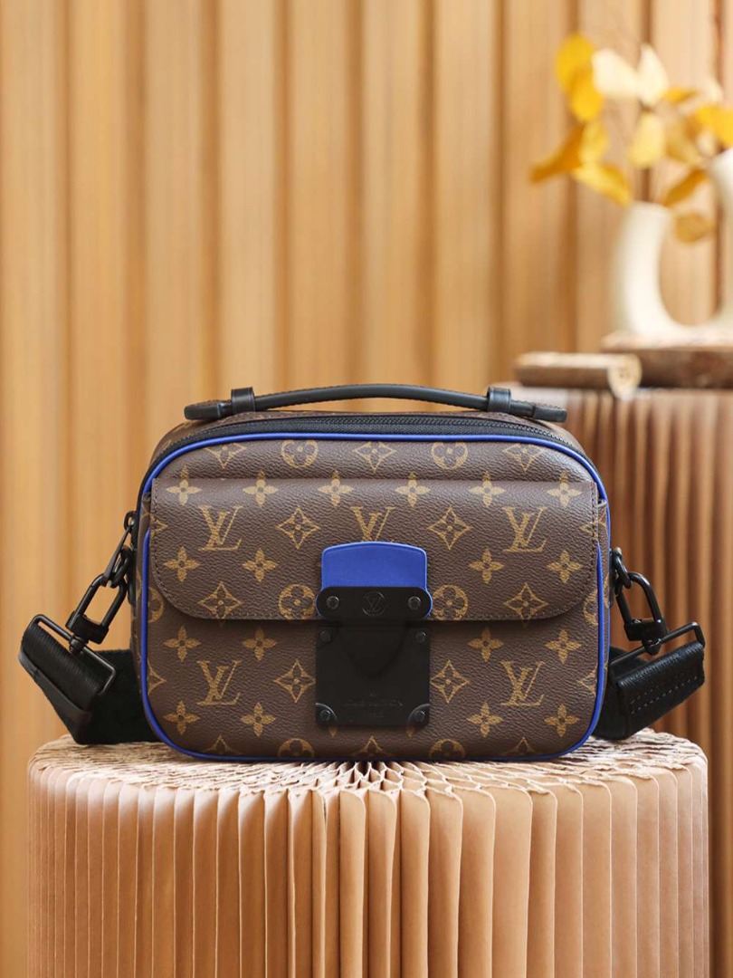 LOUIS VUITTON Monogram Macassar S Lock Messenger Shoulder Bag –  kingram-japan