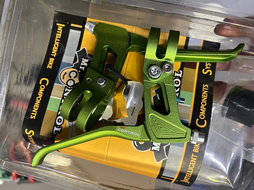 Mr Control 實體單車店 全新台灣Mr Control CNC 超輕剎把 公路車 小輪徑 用, 運動產品, 單車及配件, 單車 - Carousell