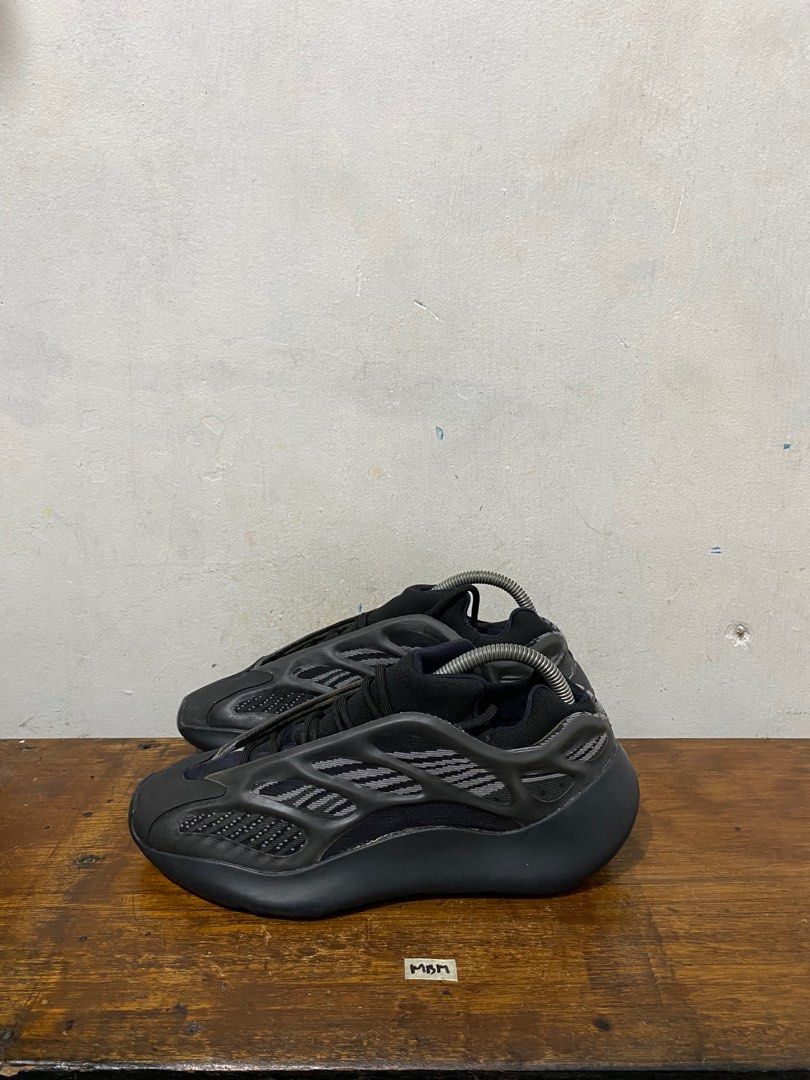 Yeezy cheap v3 219
