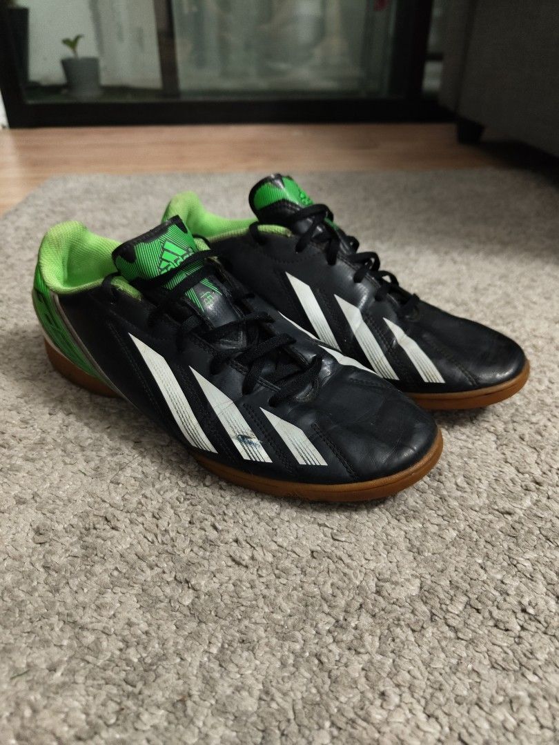 Adidas hotsell f5 futsal