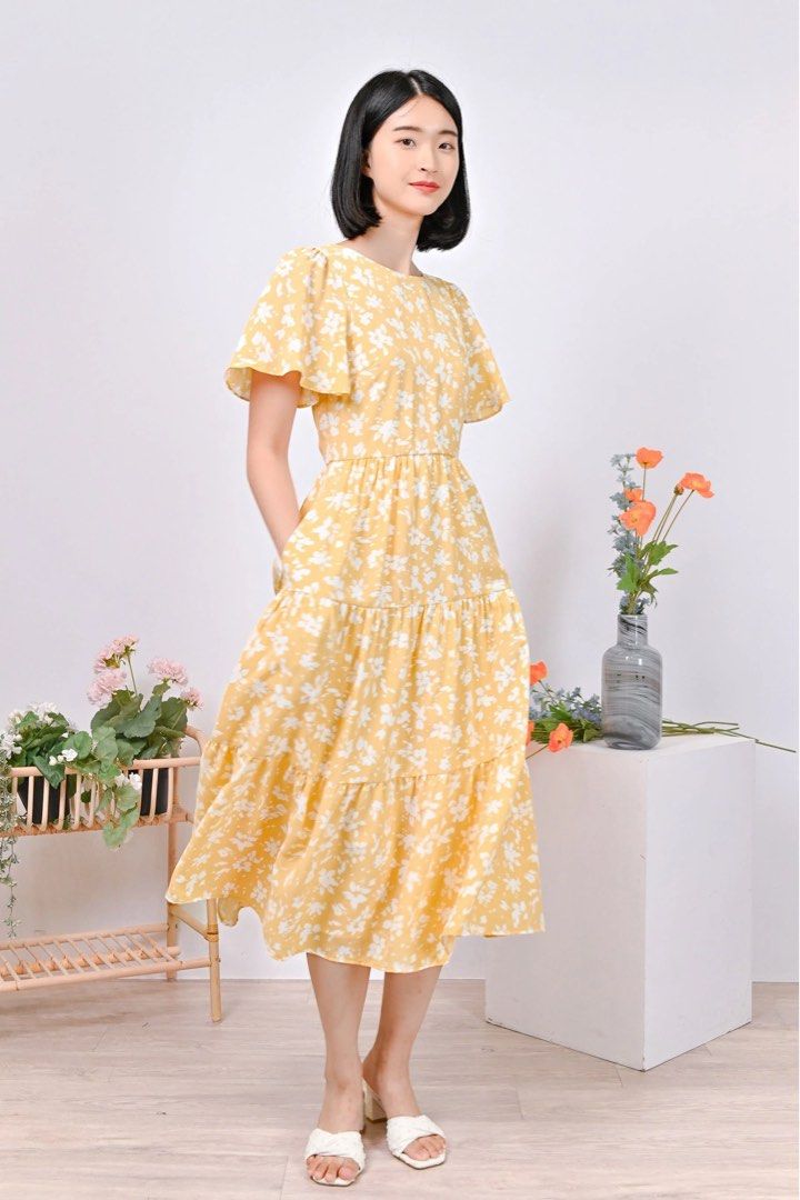 All Would Envy AWE Melba U-Back Dress in Yellow Floral (XXXL, 3XL