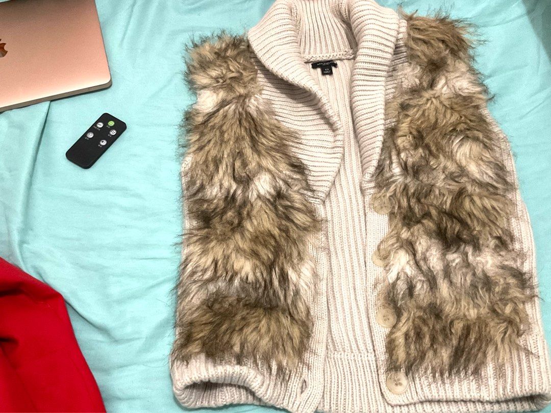 Ann taylor shop sweater vest