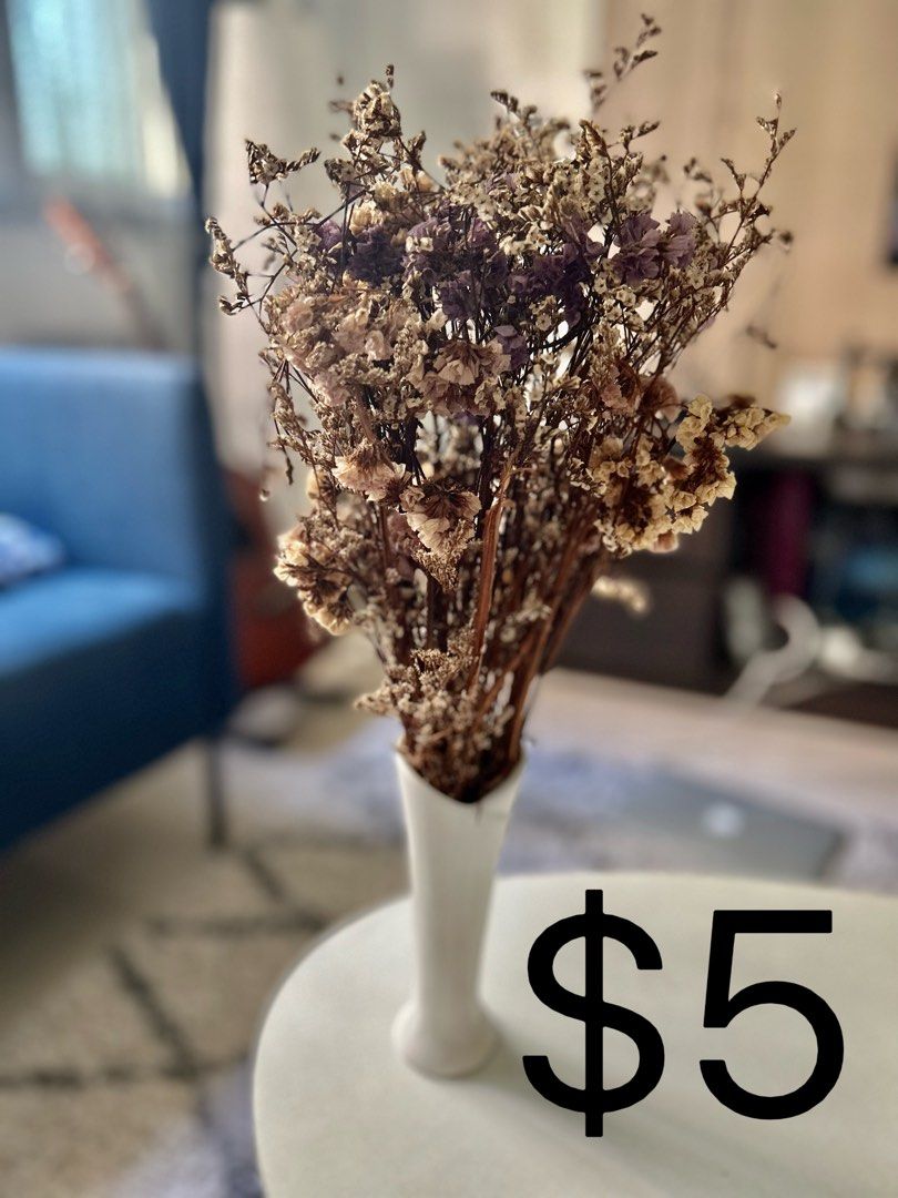 Artificial flowers with vases/ Real dried flowers with vases, Furniture