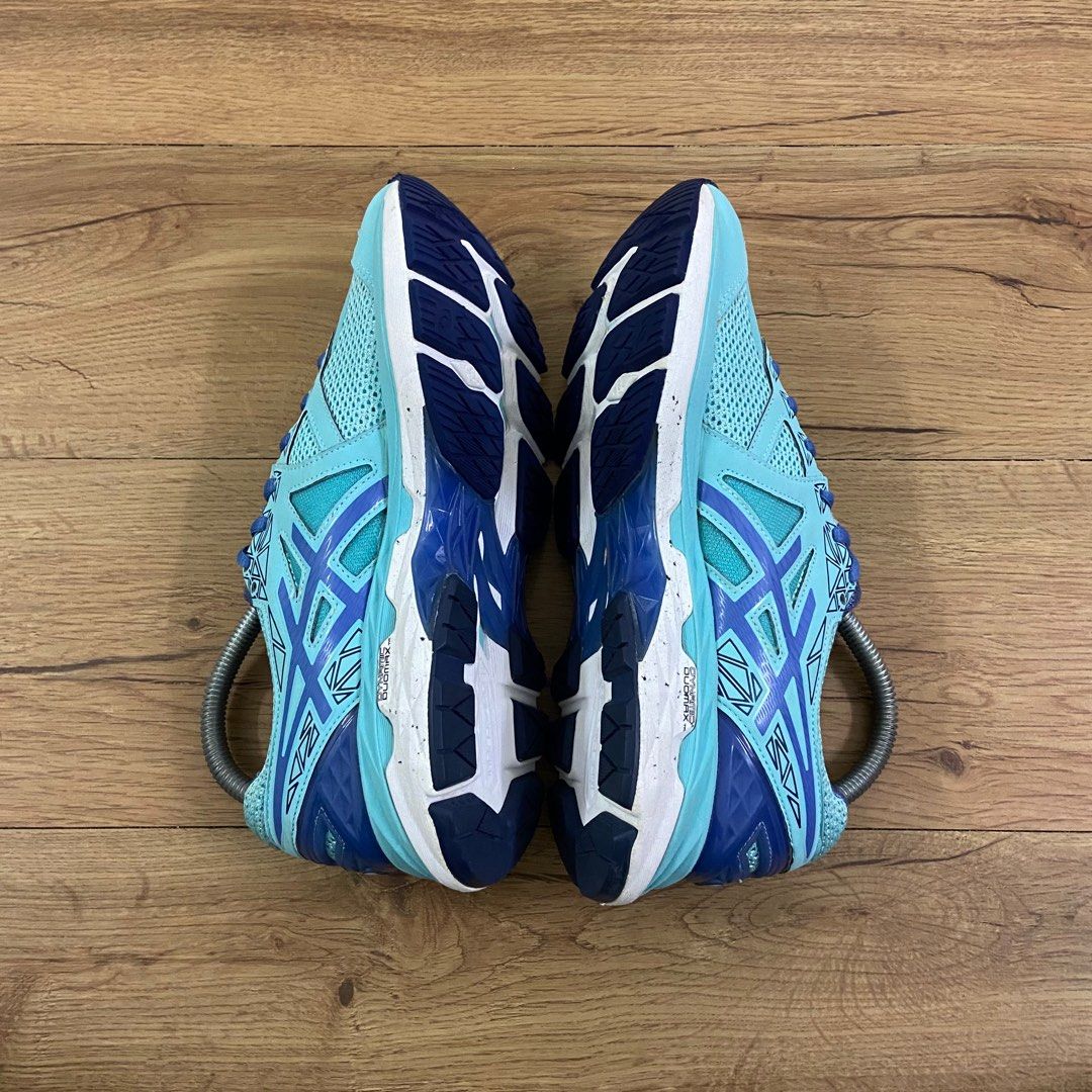 Asics GT 2000 6uk Women s Fashion Footwear Sneakers on Carousell