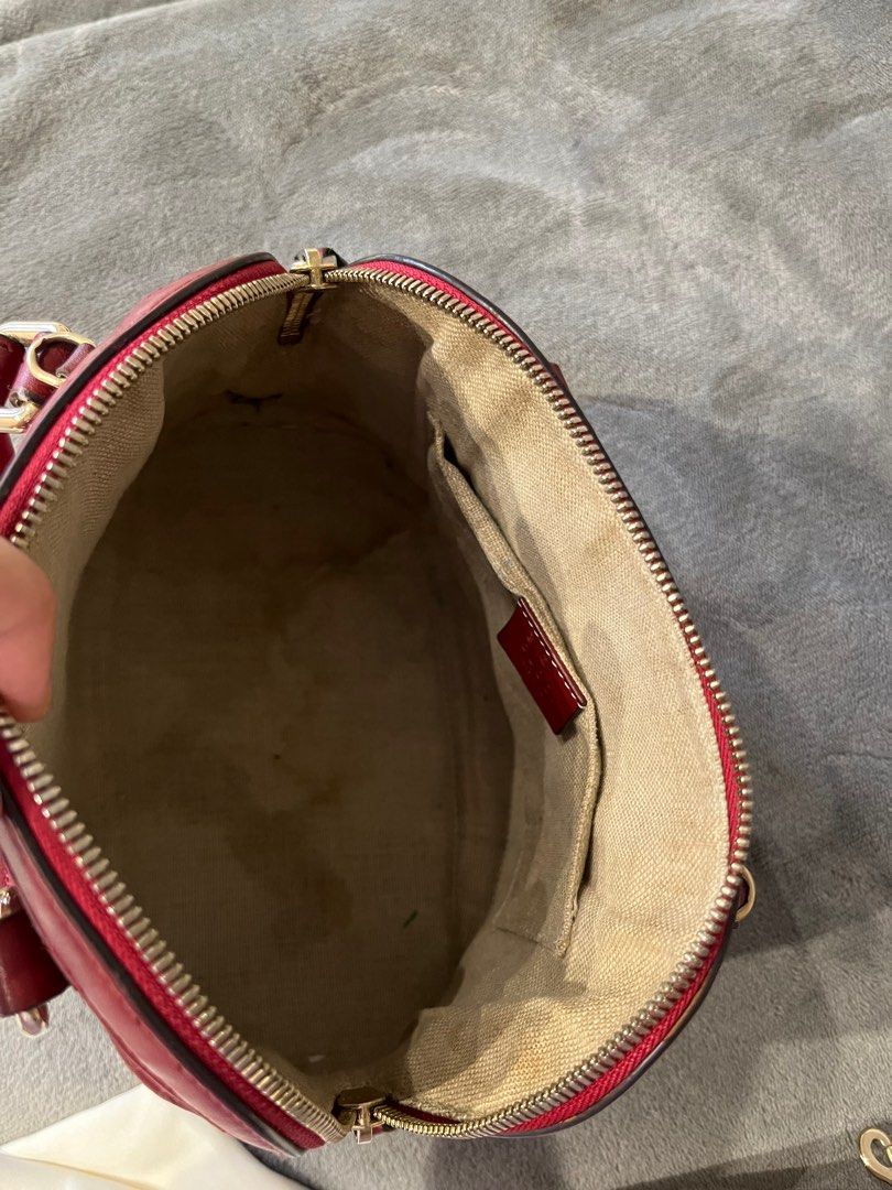 Authentic Gucci Dome (Category: Cross-body Bags) located in Bangi. Submitted by nabilazakaria89 (Listing ID 1265827321, Image 3). Description: .