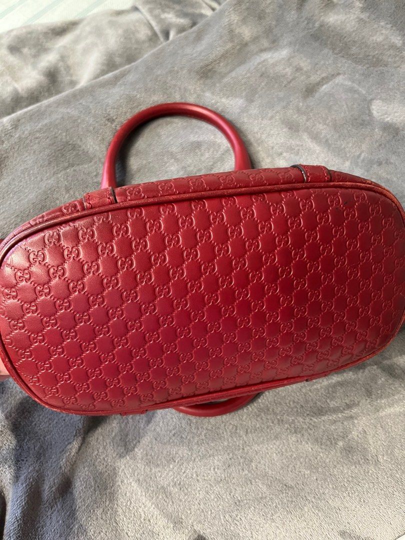 Authentic Gucci Dome (Category: Cross-body Bags) located in Bangi. Submitted by nabilazakaria89 (Listing ID 1265827321, Image 2). Description: .