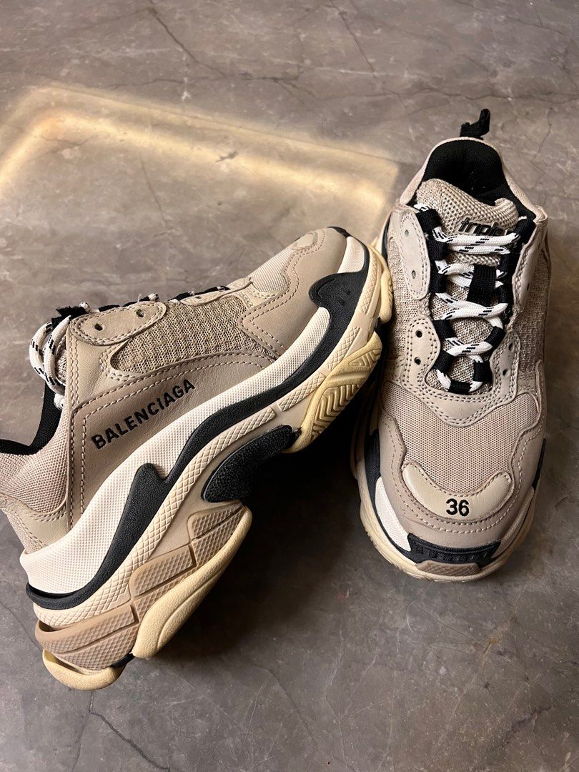 Triple s beige top black