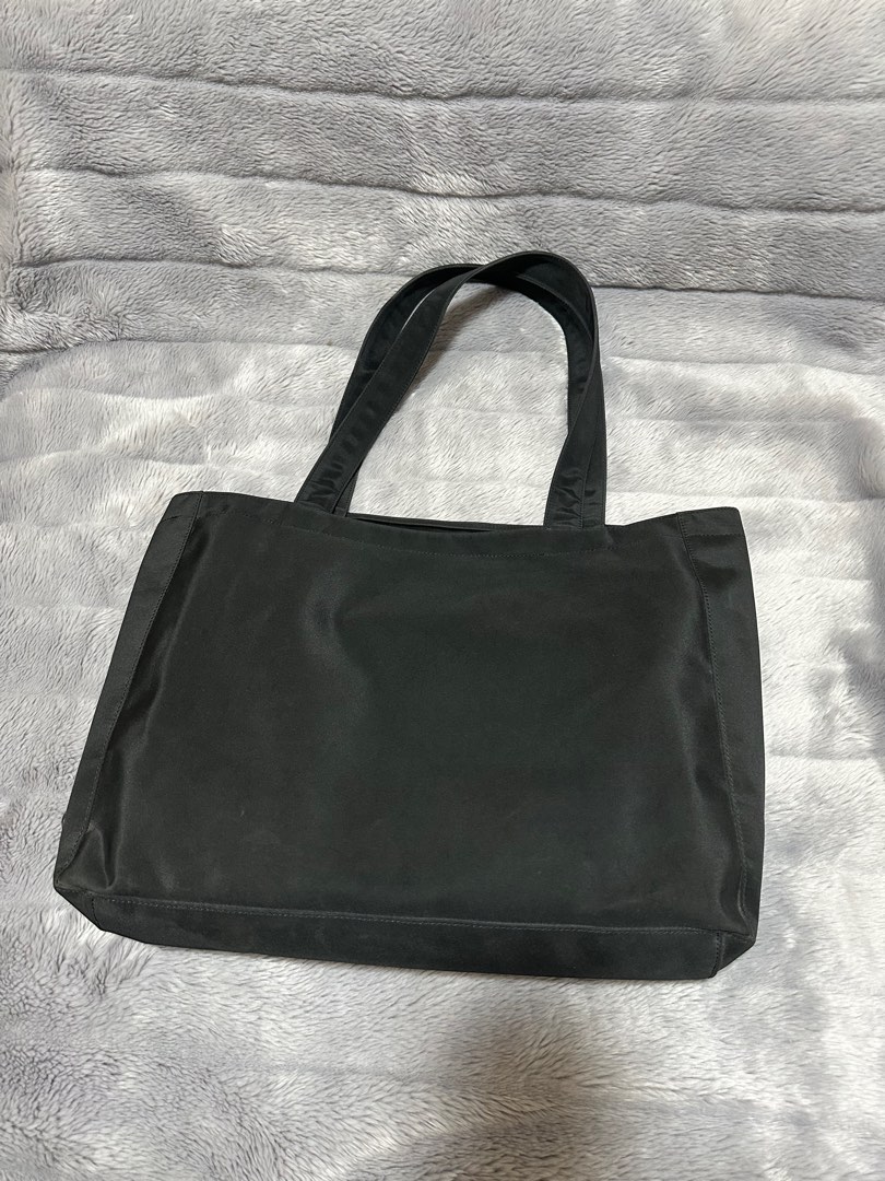 Bally Tote Bag, Women's Fashion, Bags & Wallets, Tote Bags on Carousell
