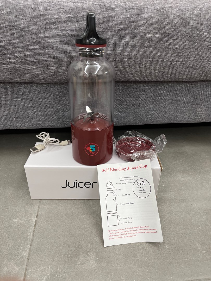 Self blending online juicer cup