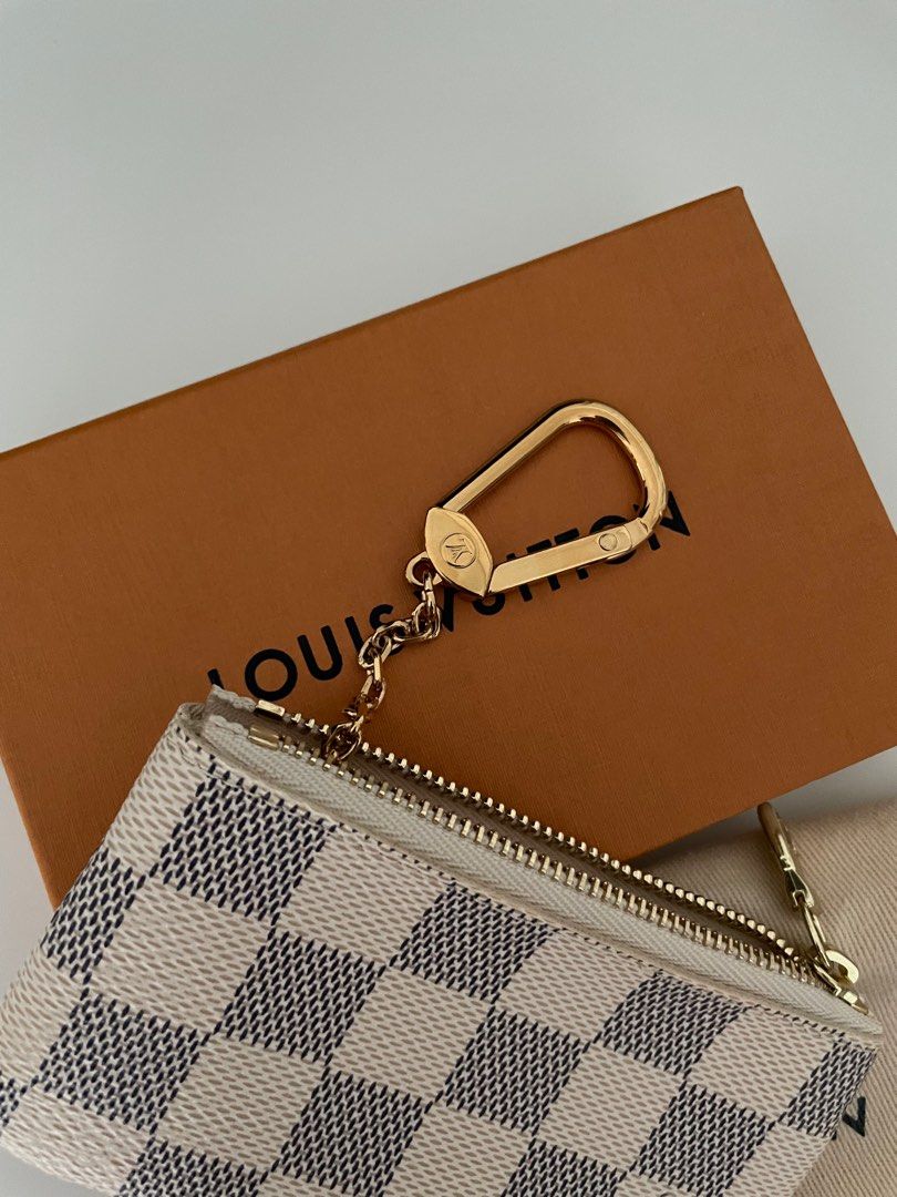 Louis Vuitton Keychain wallet in Monogrammed Damier Azur / Cream