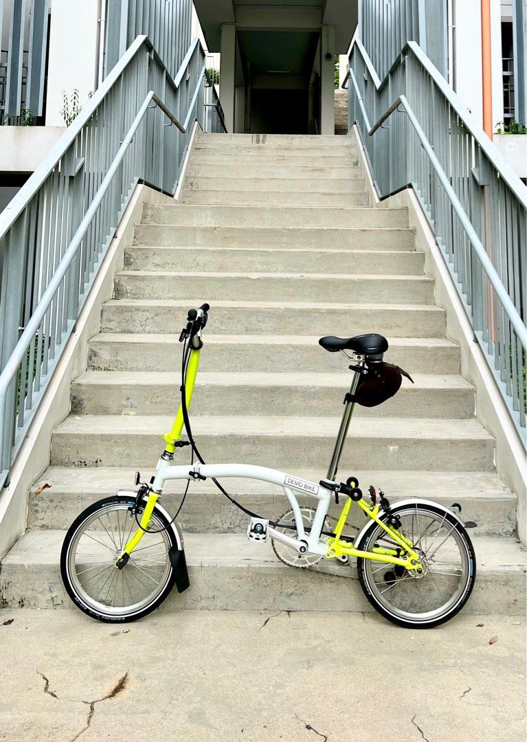 Brompton demo store
