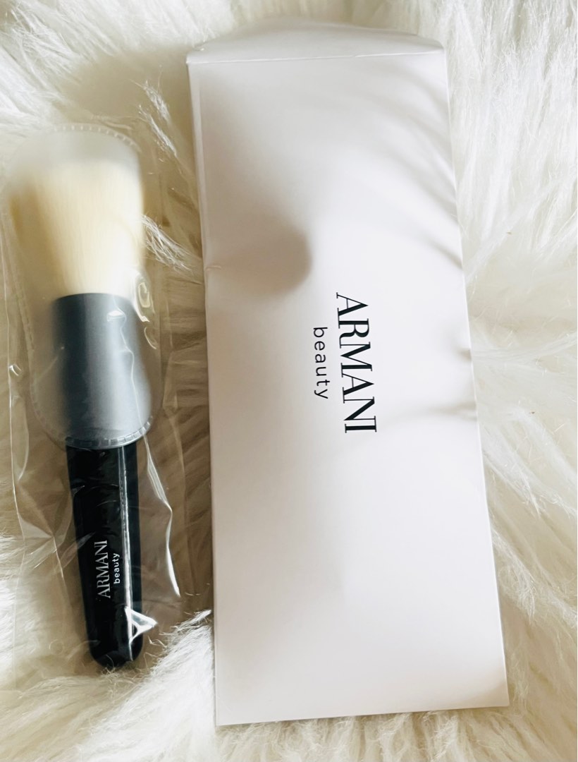 BRUSH ARMANI BEAUTY, Beauty & Personal Care, Face, Face Care on Carousell