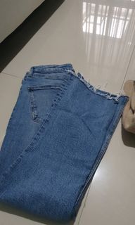 Celana Jeans Merk Zara